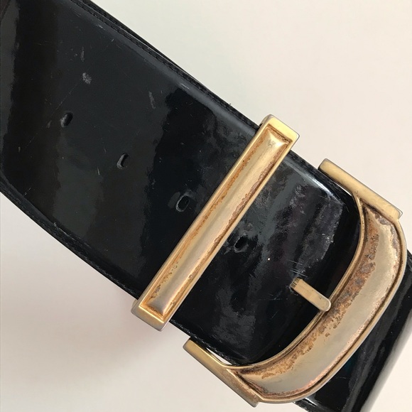 🚫SOLD🚫 Shiny thick black belt - Picture 2 of 4